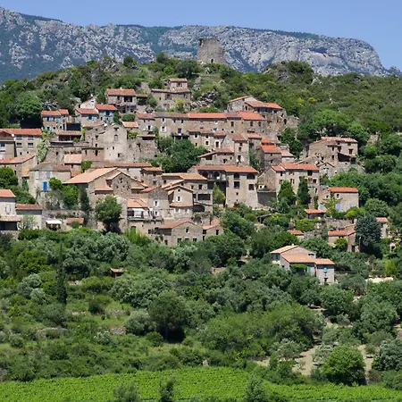 2 Bedroom Awesome In Saint-laurent-de-la-ca Holiday home Saint-Laurent-de-la-Cabrerisse