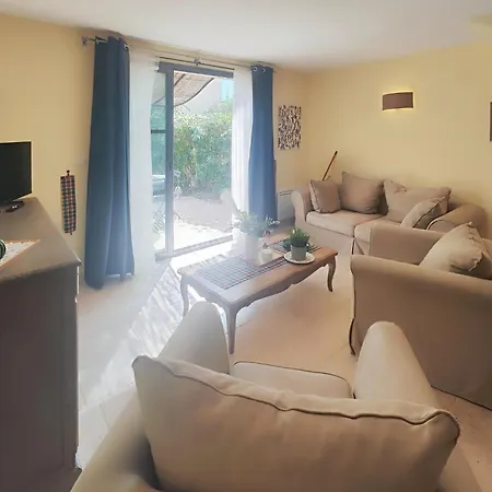 Holiday home 2 Bedroom Awesome In Saint-laurent-de-la-ca *