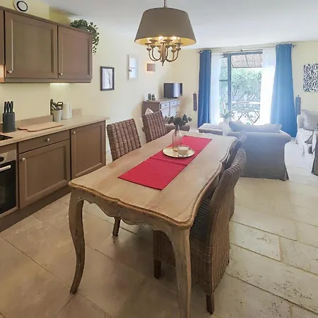 Holiday home 2 Bedroom Awesome In Saint-laurent-de-la-ca Saint-Laurent-de-la-Cabrerisse
