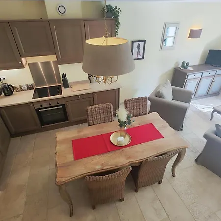 Holiday home 2 Bedroom Awesome In Saint-laurent-de-la-ca *
