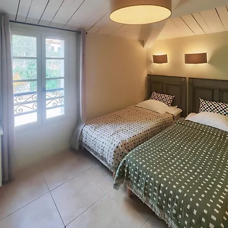 2 Bedroom Awesome In Saint-laurent-de-la-ca * Saint-Laurent-de-la-Cabrerisse